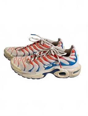 Nike Air Max Plus TN Size 7Y Boys 3D Glasses Retro Back to School Gym Streetwear